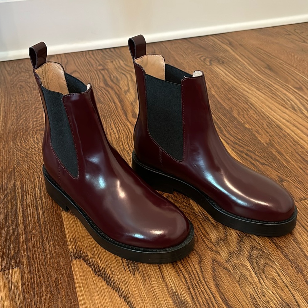 J.Crew NEW! Burgundy and Black Chelsea Boots - Size 5.5